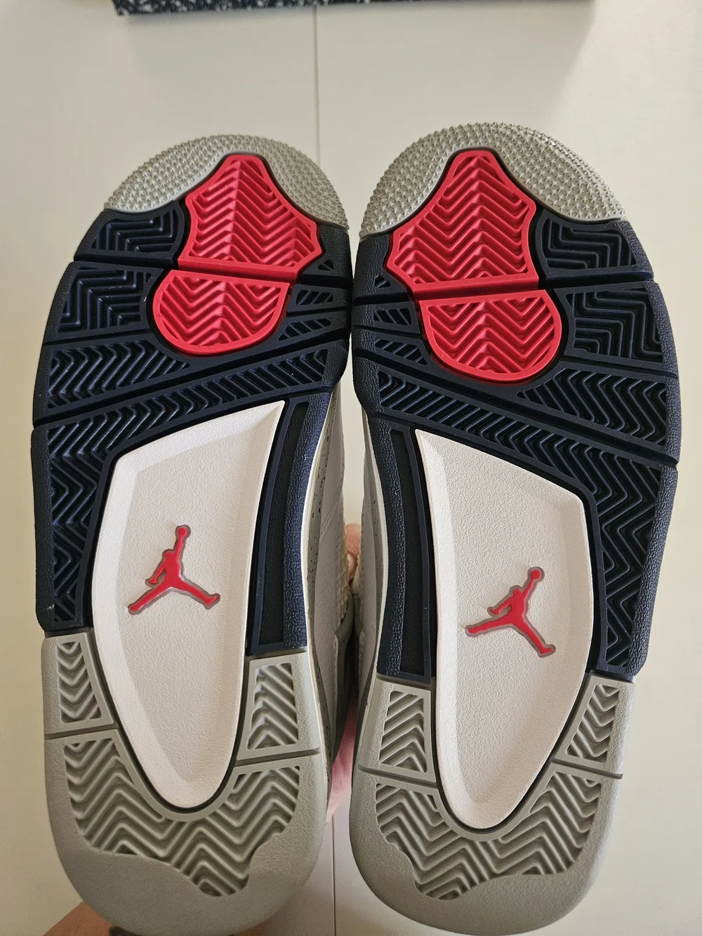 JORDAN 4Y White Midnight Navy  Retro 4 Sneakers. - Picture 3 of 4